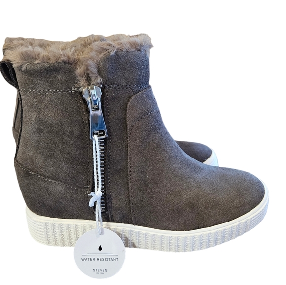 Steven by Steve Madden Bamby Dark Grey Booties NEW - Picture 1 of 6